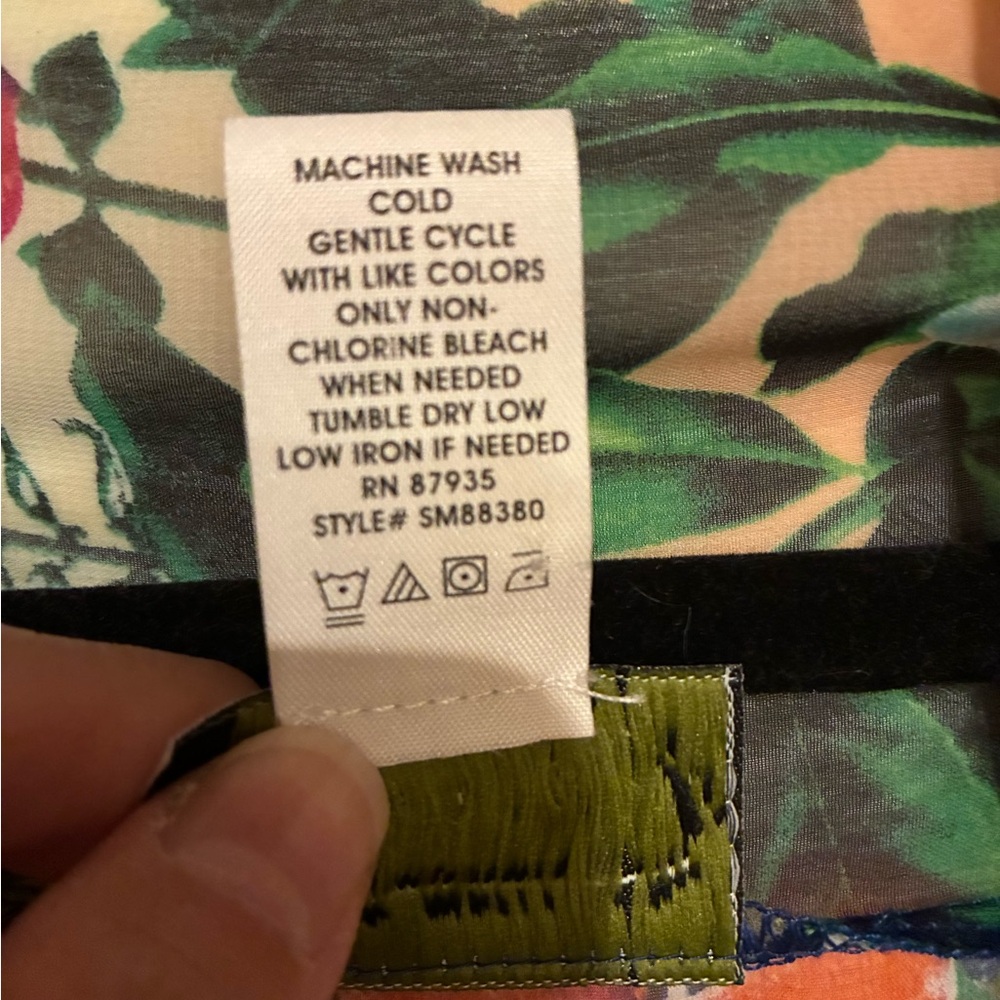 Molly & Max Vibrant Floral Sheer Vest - Picture 10 of 11